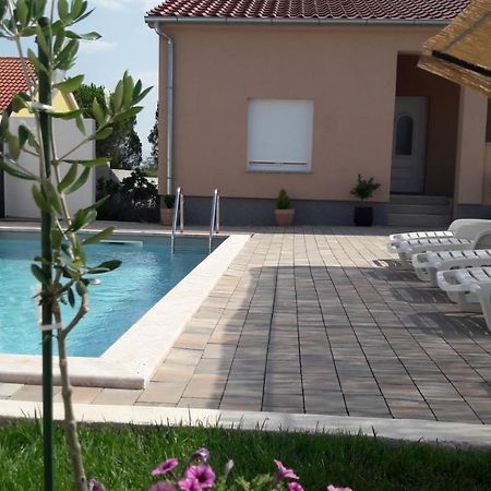 Holiday Home Luka Zadar Eksteriør bilde