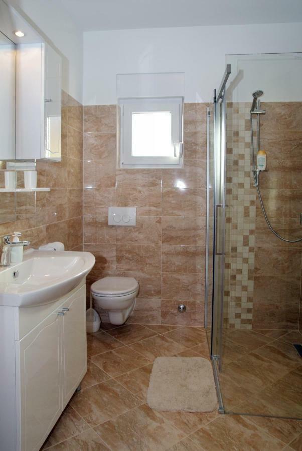 Holiday Home Luka Zadar Eksteriør bilde