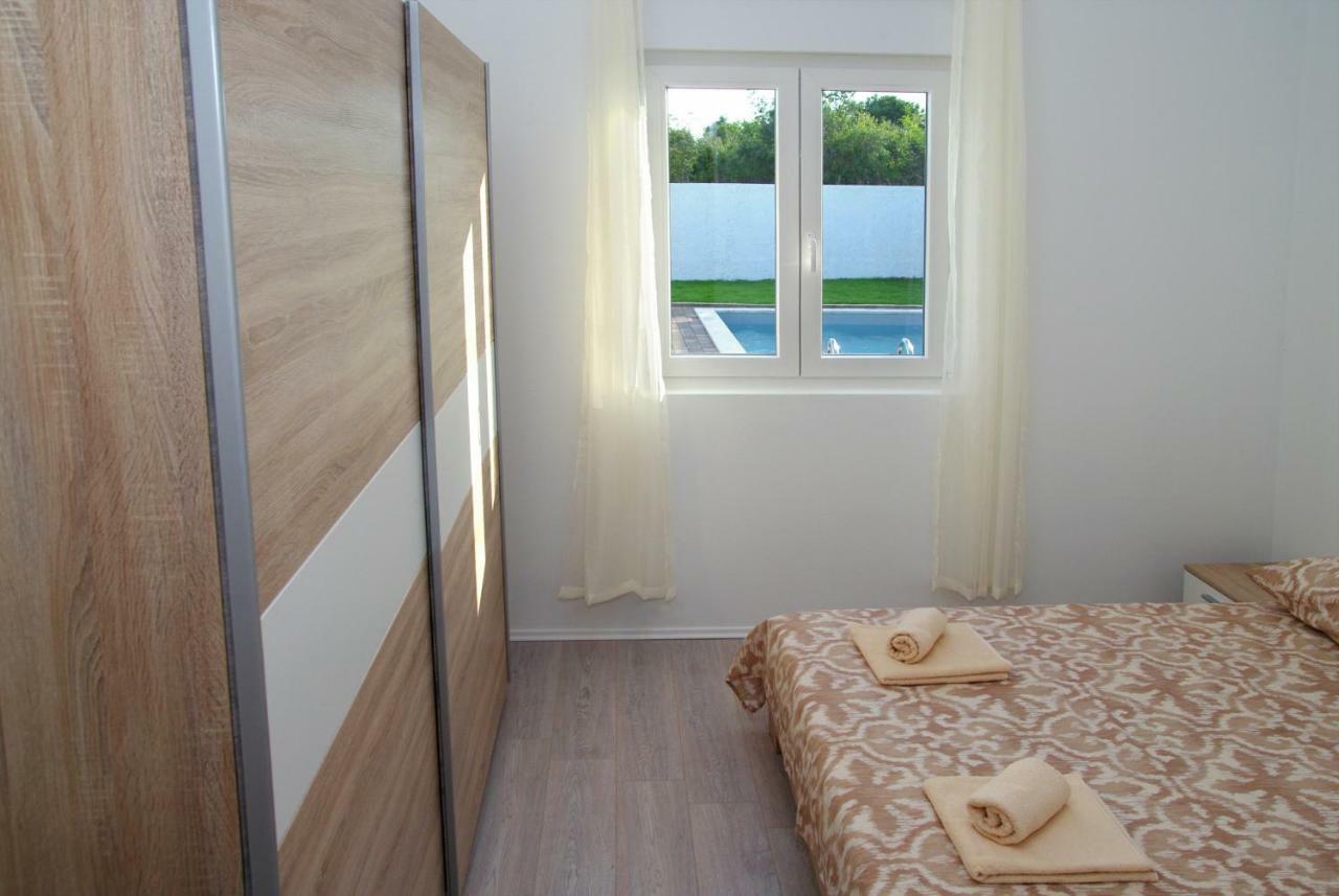 Holiday Home Luka Zadar Eksteriør bilde
