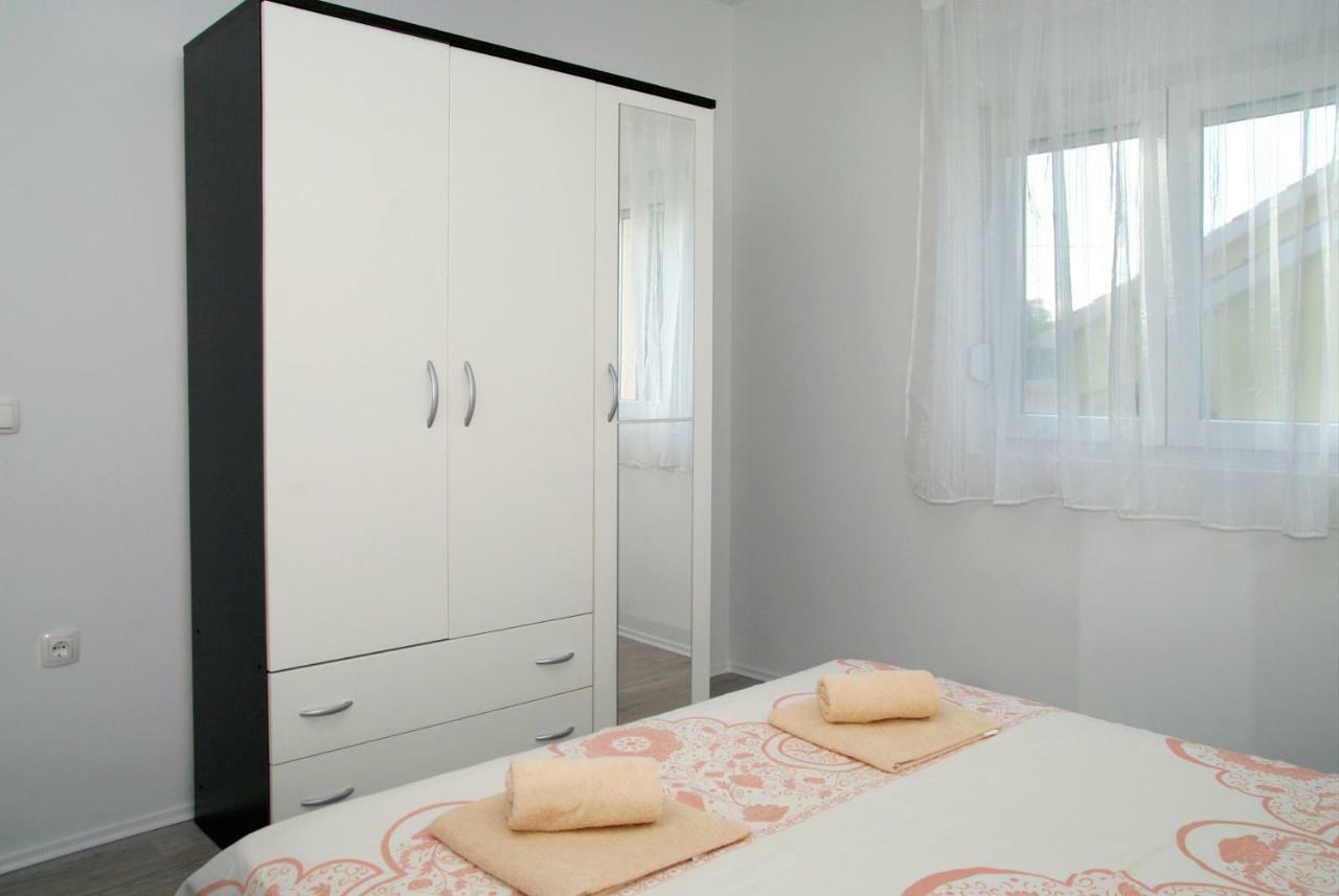 Holiday Home Luka Zadar Eksteriør bilde