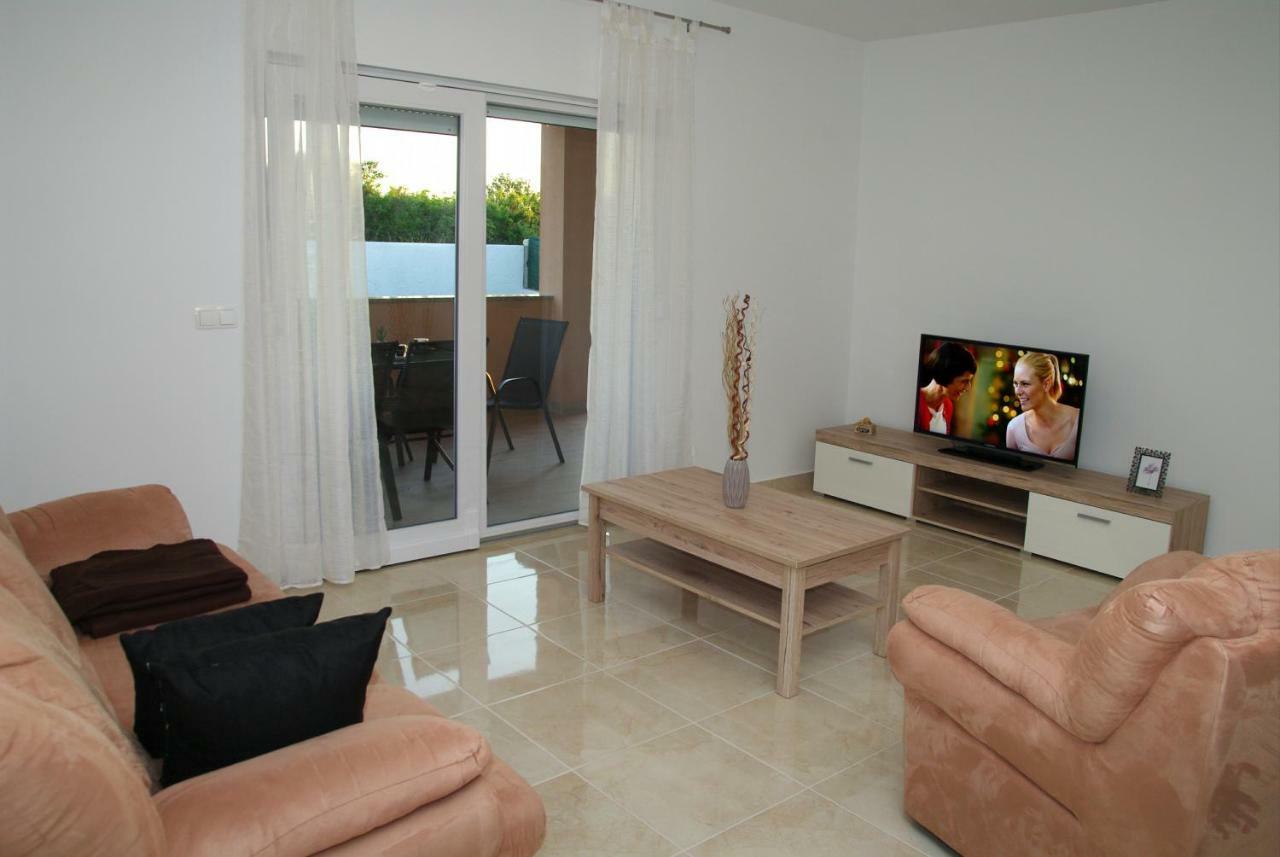 Holiday Home Luka Zadar Eksteriør bilde