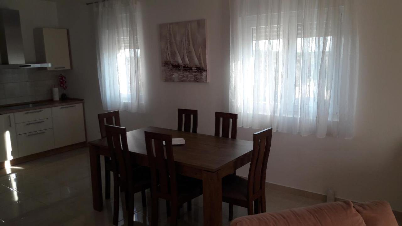 Holiday Home Luka Zadar Eksteriør bilde