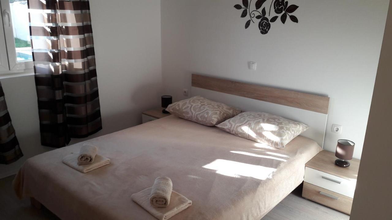Holiday Home Luka Zadar Eksteriør bilde