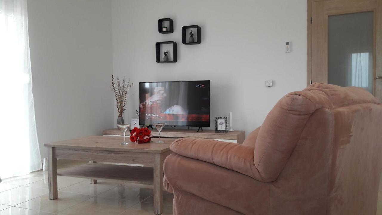 Holiday Home Luka Zadar Eksteriør bilde